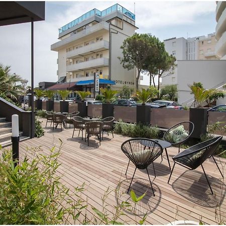 Hotel Caraibi Milano Marittima Ngoại thất bức ảnh