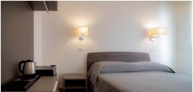 Hotel Caraibi Milano Marittima Ngoại thất bức ảnh