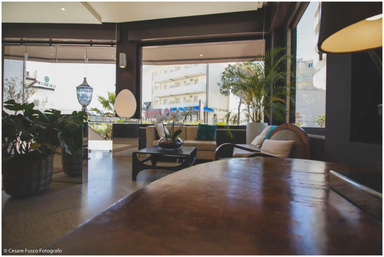Hotel Caraibi Milano Marittima Ngoại thất bức ảnh