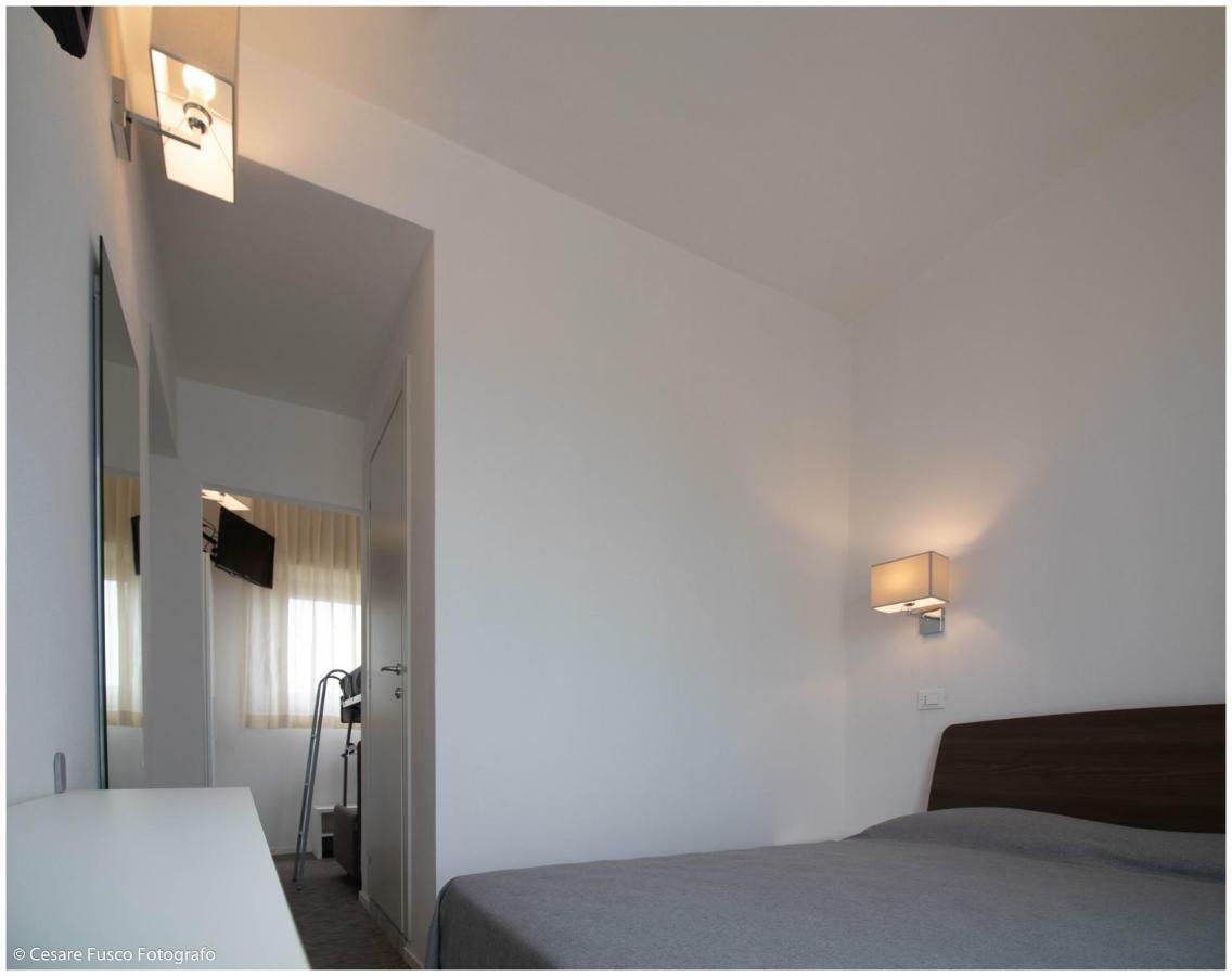 Hotel Caraibi Milano Marittima Ngoại thất bức ảnh
