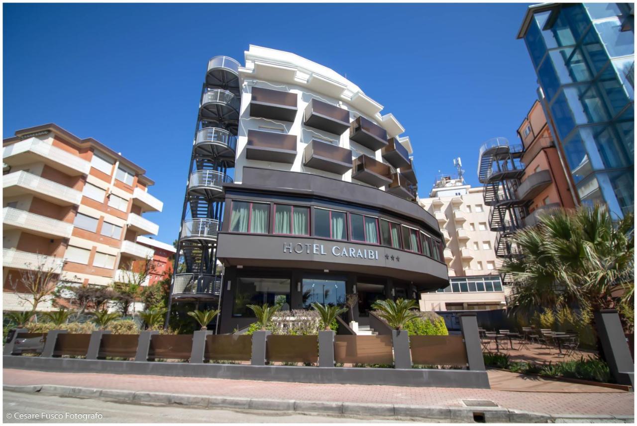 Hotel Caraibi Milano Marittima Ngoại thất bức ảnh