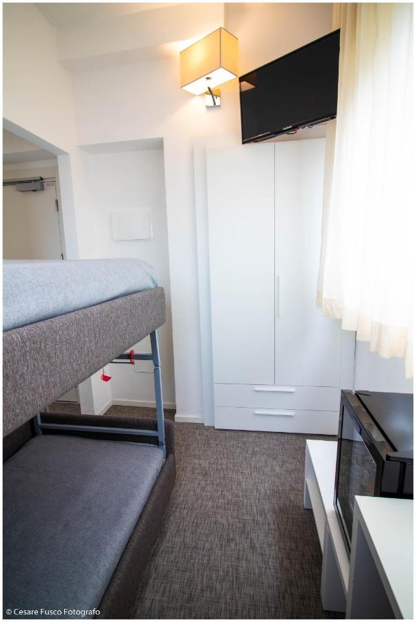 Hotel Caraibi Milano Marittima Ngoại thất bức ảnh